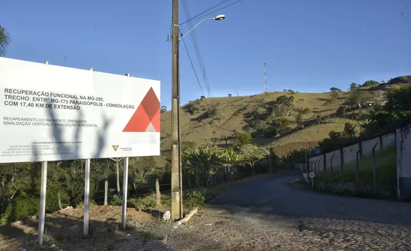 Pagamento da primeira parcela de convênio para obras em trecho da rodovia MG-295, em Consolação, no Sul do estado