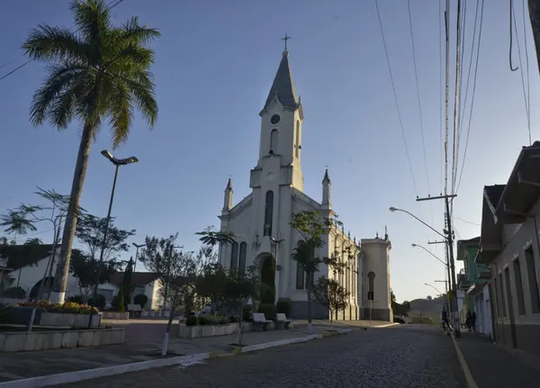 Pagamento da primeira parcela de convênio para obras em trecho da rodovia MG-295, em Consolação, no Sul do estado