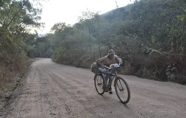 Pagamento da primeira parcela de convênio para obras em trecho da rodovia MG-295, em Consolação, no Sul do estado