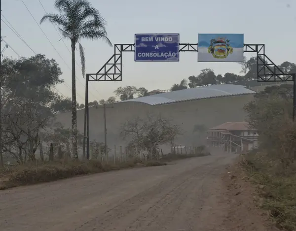 Pagamento da primeira parcela de convênio para obras em trecho da rodovia MG-295, em Consolação, no Sul do estado