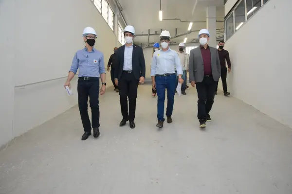 Visita às novas instalações da Farmácia de Minas, em Belo Horizonte