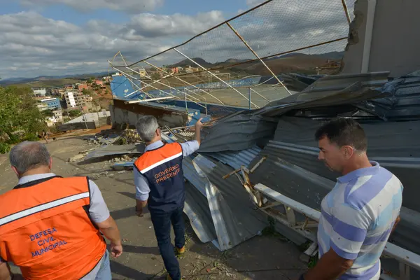 Governador vistoria ações de assistência em Muriaé após tempestades e disponibiliza estrutura do Estado para apoio
