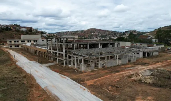 Obras do Hospital Regional de Teófilo Otoni estavam paradas desde 2016