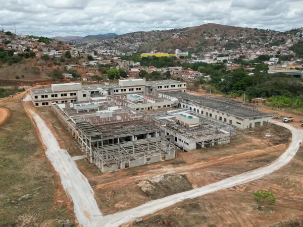 Obras do Hospital Regional de Teófilo Otoni estavam paradas desde 2016