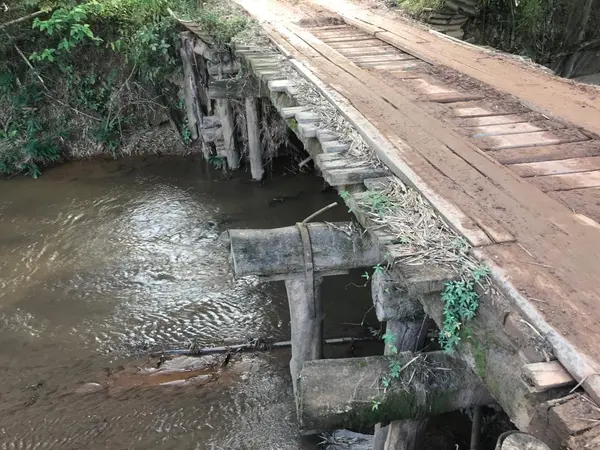 Governo entrega obra de ponte na LMG-826, na Zona da Mata mineira