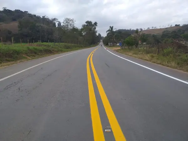 Governo entrega obra de ponte na LMG-826, na Zona da Mata mineira