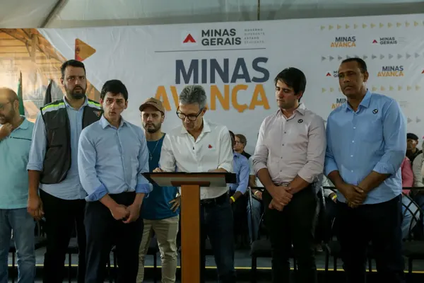 Evento de anúncio de retomada das obras do Hospital Regional de Teófilo Otoni