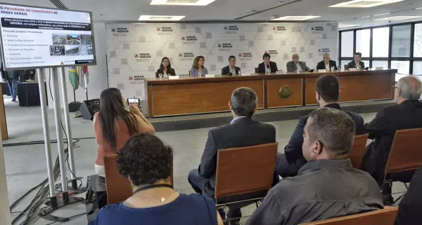 Governo de Minas assina concessão de rodovias do Triângulo Mineiro e Sul de Minas