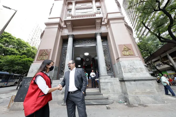 Governo finaliza obras de revitalização da UAI Praça Sete