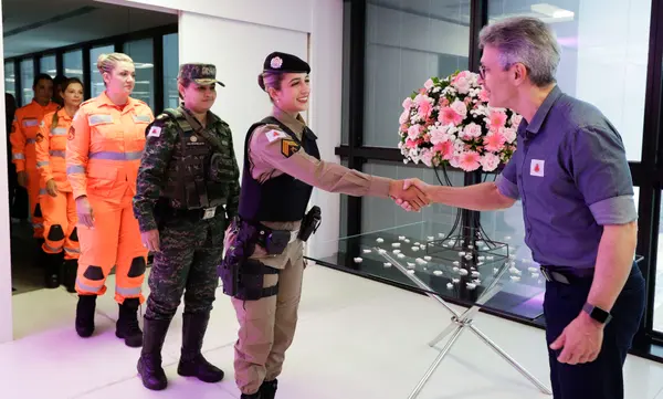 Governador promove encontro com mulheres que lideram as forças de segurança no estado