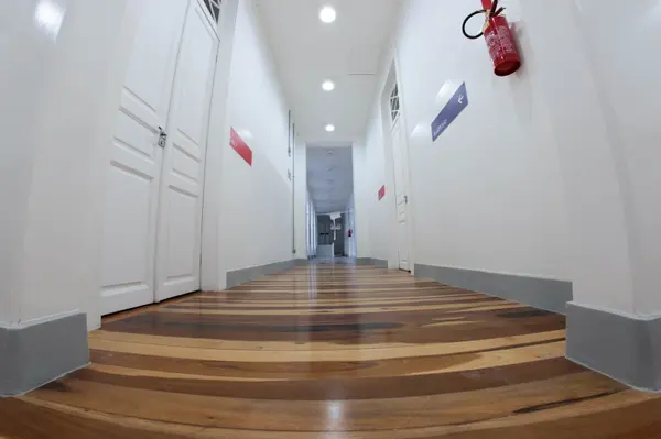 Estrutura da Escola Estadual Delfim Moreira após reformas e revitalização