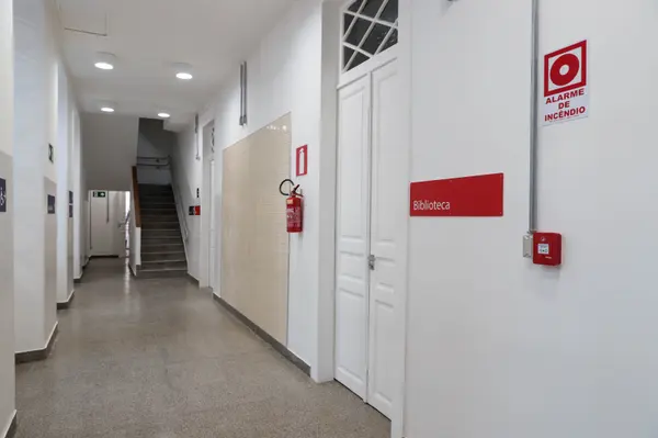 Estrutura da Escola Estadual Delfim Moreira após reformas e revitalização