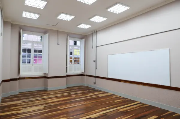 Estrutura da Escola Estadual Delfim Moreira após reformas e revitalização