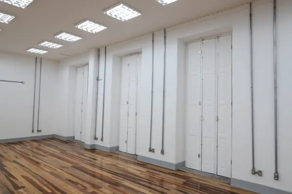 Estrutura da Escola Estadual Delfim Moreira após reformas e revitalização