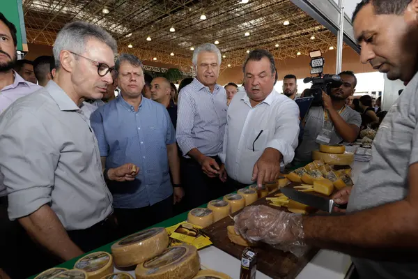 Governador participa da abertura da 88ª edição da Expozebu, em Uberaba