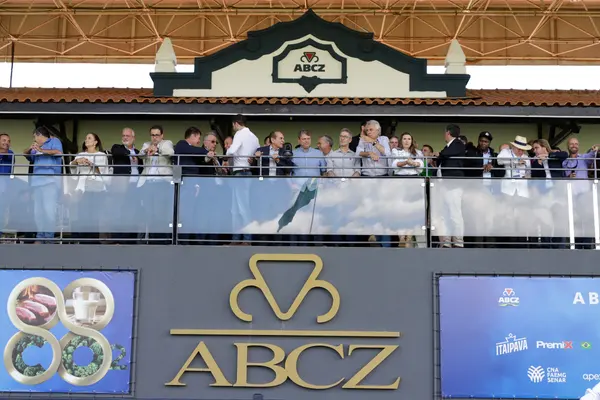Governador participa da abertura da 88ª edição da Expozebu, em Uberaba