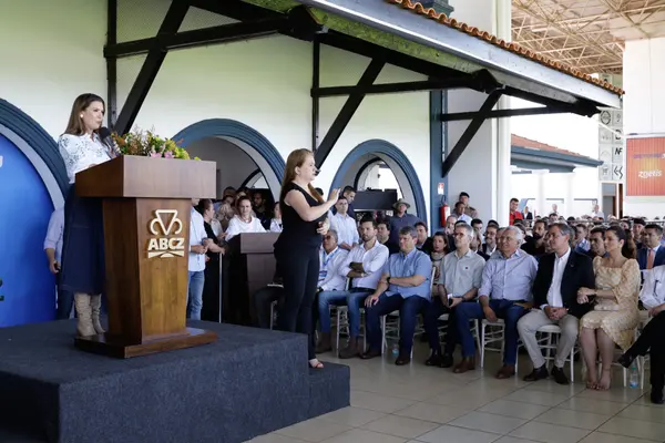 Governador participa da abertura da 88ª edição da Expozebu, em Uberaba