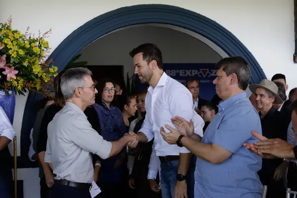 Governador participa da abertura da 88ª edição da Expozebu, em Uberaba