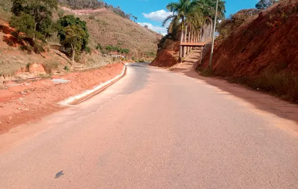 Governo de Minas anuncia 13 novas obras de recuperação funcional em rodovias mineiras