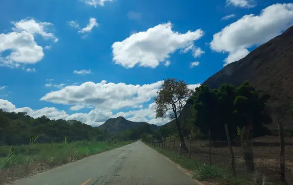 Governo de Minas anuncia 13 novas obras de recuperação funcional em rodovias mineiras
