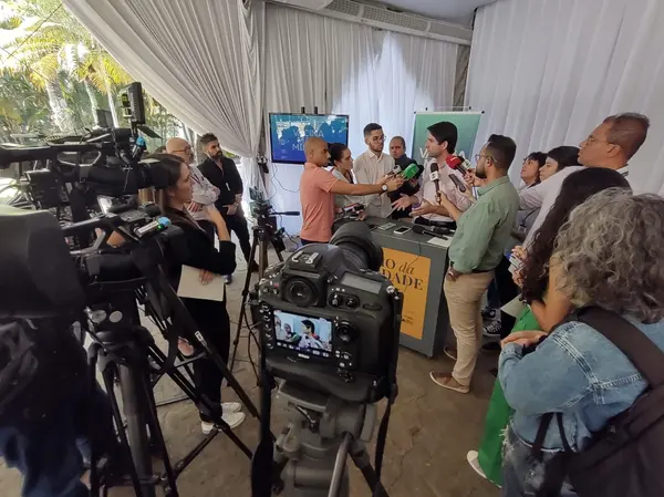 Governo de Minas investe em Vacimóvel e ações extramuros para incentivar e aumentar cobertura vacinal no estado