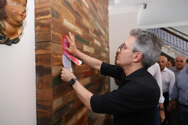 Governador apresenta Fale Agora na abertura do Festival Cultura e Gastronomia de Tiradentes