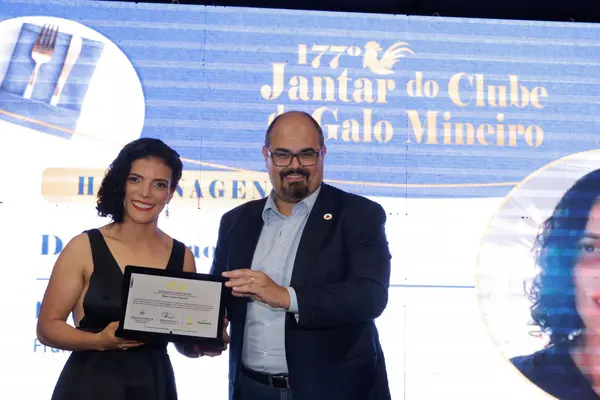 Governador em exercício apoia agronegócio avícola em Pará de Minas