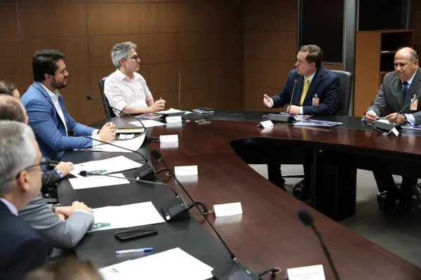 Empresa vai investir R$ 1 bilhão no Vale do Lítio e prevê 1,2 mil novos empregos