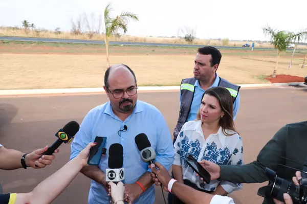 Governo de Minas entrega obras de recuperação funcional das rodovias AMG-2595 e AMG-2510, em Uberaba