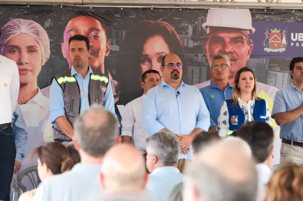 Governo de Minas entrega obras de recuperação funcional das rodovias AMG-2595 e AMG-2510, em Uberaba