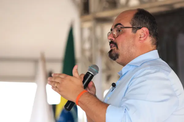 Governo de Minas entrega obras de recuperação funcional das rodovias AMG-2595 e AMG-2510, em Uberaba
