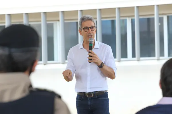 Governador apresenta projetos de infraestrutura em fórum realizado na capital mineira