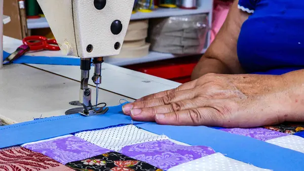 Ações do Governo de Minas impulsionam o artesanato rural e transformam a vida de moradores da comunidade de Maciel, em Ouro Preto
