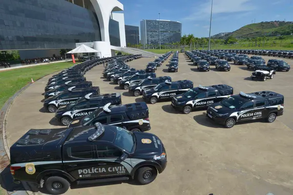 Governo de Minas entrega 190 novas viaturas à Polícia Civil