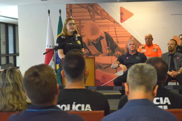 Governo de Minas entrega 190 novas viaturas à Polícia Civil