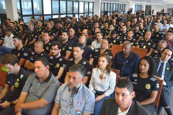 Governo de Minas entrega 190 novas viaturas à Polícia Civil