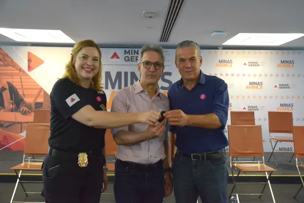 Governo de Minas entrega 190 novas viaturas à Polícia Civil