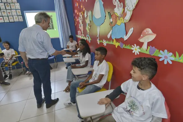 Governo de Minas vistoria obras na área da educação em Datas, no Vale do Jequitinhonha