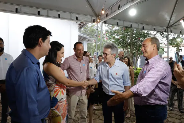 Governo de Minas acompanha desempenho do Trilhas de Futuro em escola do Serro 