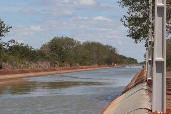 Estado investe em obras de infraestrutura no Jaíba, maior perímetro irrigado da América do Sul