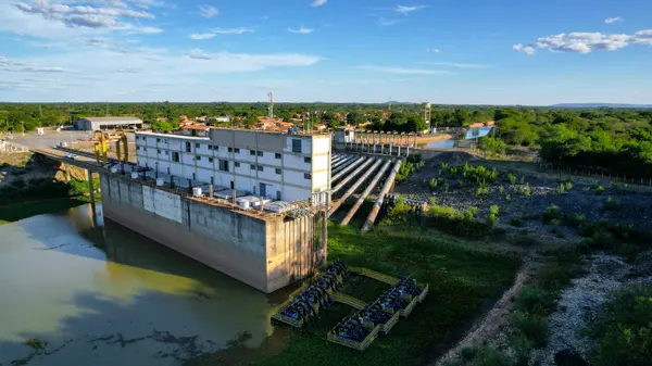 Estado investe em obras de infraestrutura no Jaíba, maior perímetro irrigado da América do Sul