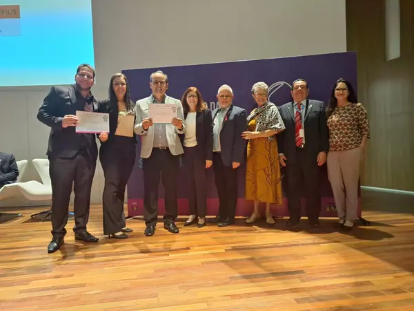 Municípios mineiros são certificados pelo trabalho de saúde contra a transmissão de HIV e ou sífilis da mãe para o bebê