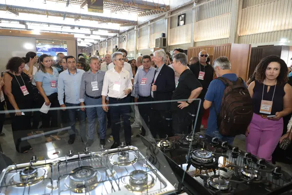 Governador encerra série de compromissos na Zona da Mata com participação na Femur 2024