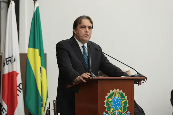 Governador e vice prestigiam posse do novo presidente do Colégio Nacional dos Tribunais Regionais Eleitorais