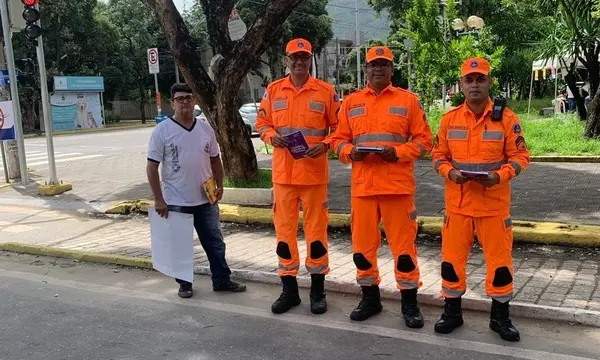 Bombeiros promovem grande mobilização de combate à dengue