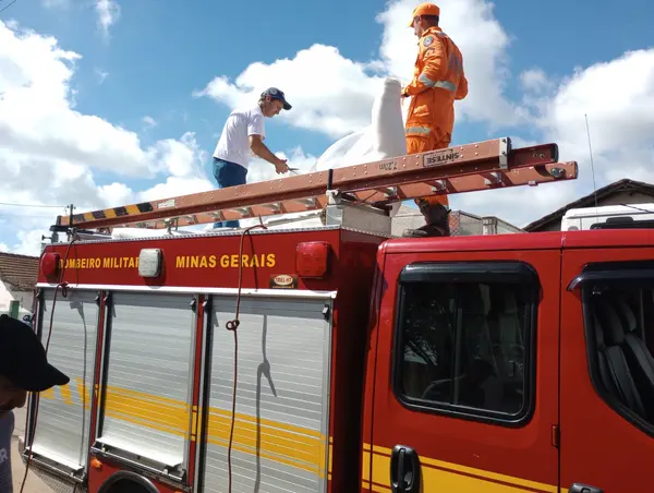 Bombeiros promovem grande mobilização de combate à dengue