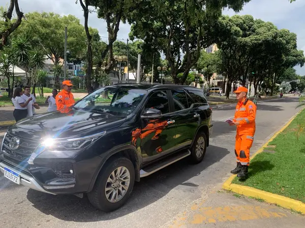 Bombeiros promovem grande mobilização de combate à dengue