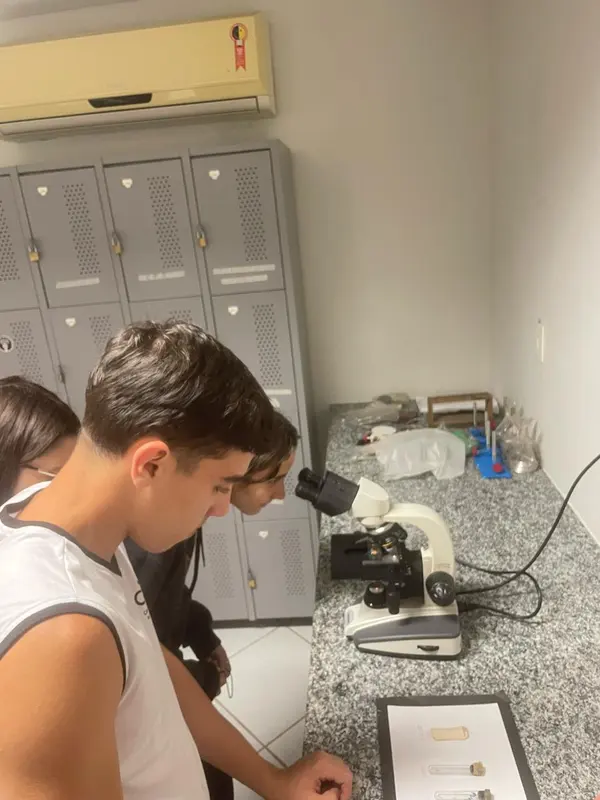 Rede estadual de ensino de Minas Gerais realiza ações de combate à dengue nas escolas
