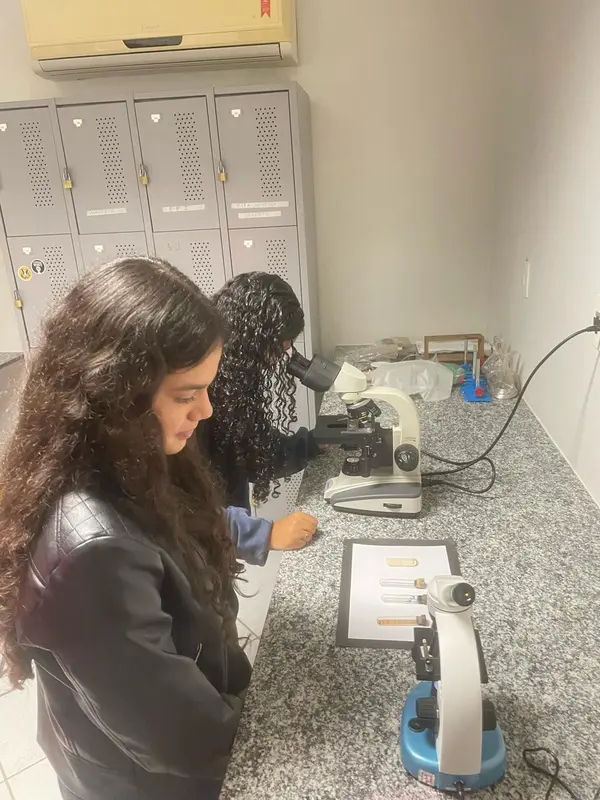 Rede estadual de ensino de Minas Gerais realiza ações de combate à dengue nas escolas
