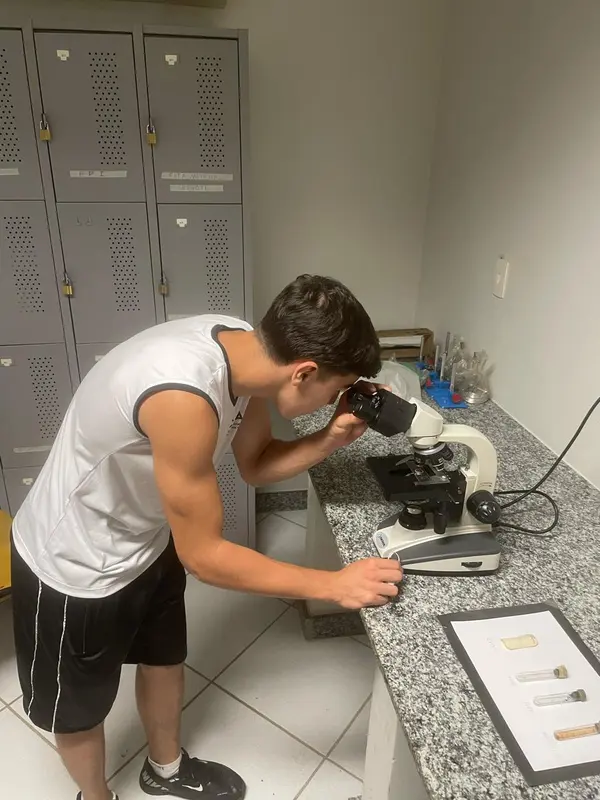 Rede estadual de ensino de Minas Gerais realiza ações de combate à dengue nas escolas